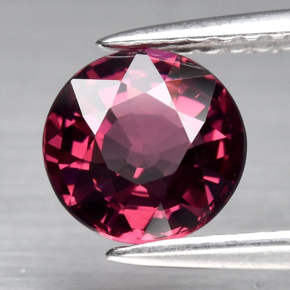 1.34ct Rhodolite Garnet