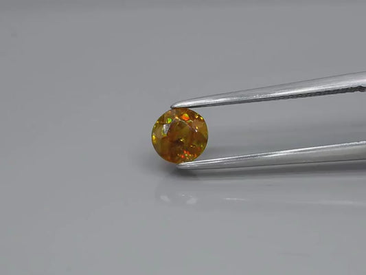 0.85ct Sphene