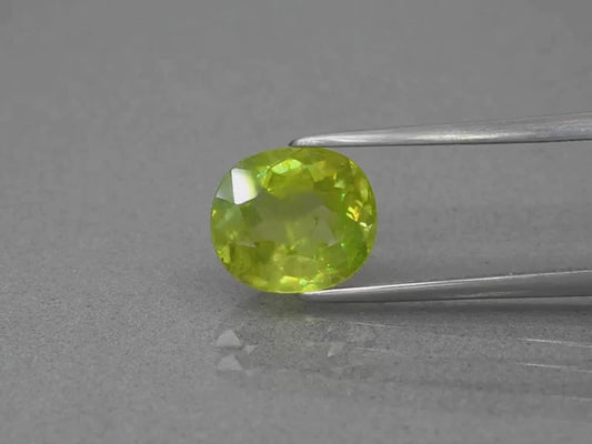 2.52ct Sphene