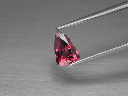 1.31ct Rhodolite Garnet