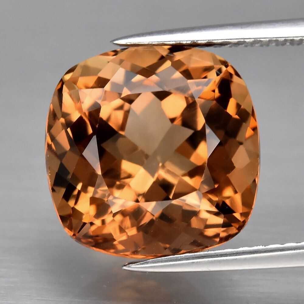 8.76ct Topaz