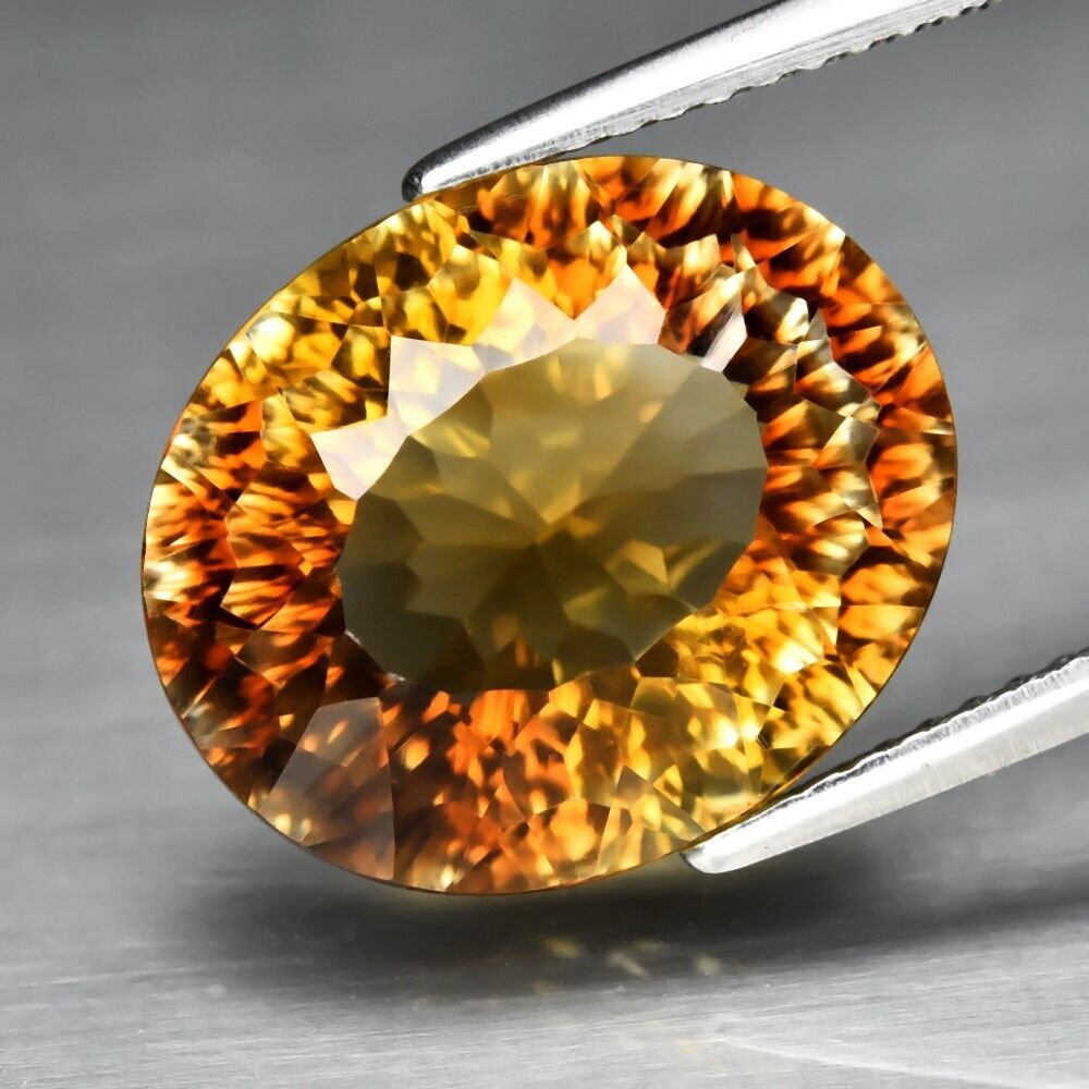 9.77ct Topaz