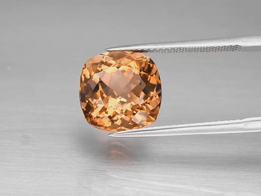 8.76ct Topaz